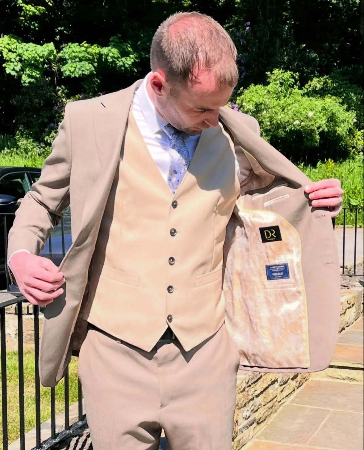 Bespoke suit in Huddersfield Fine Worsteds by DR Bespoke — 15