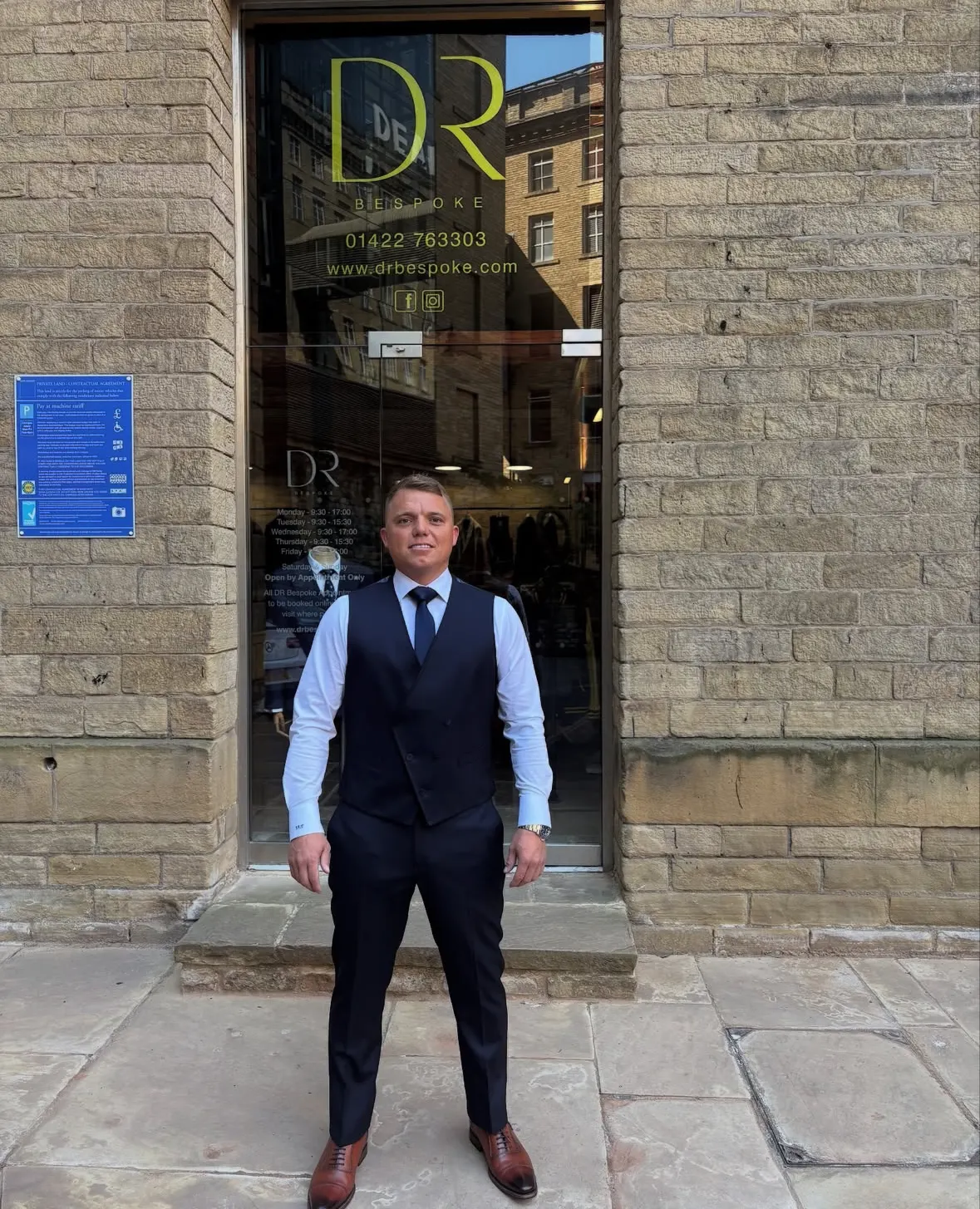Bespoke suit commission in Bateman Ogden cloth by DR Bespoke — 15