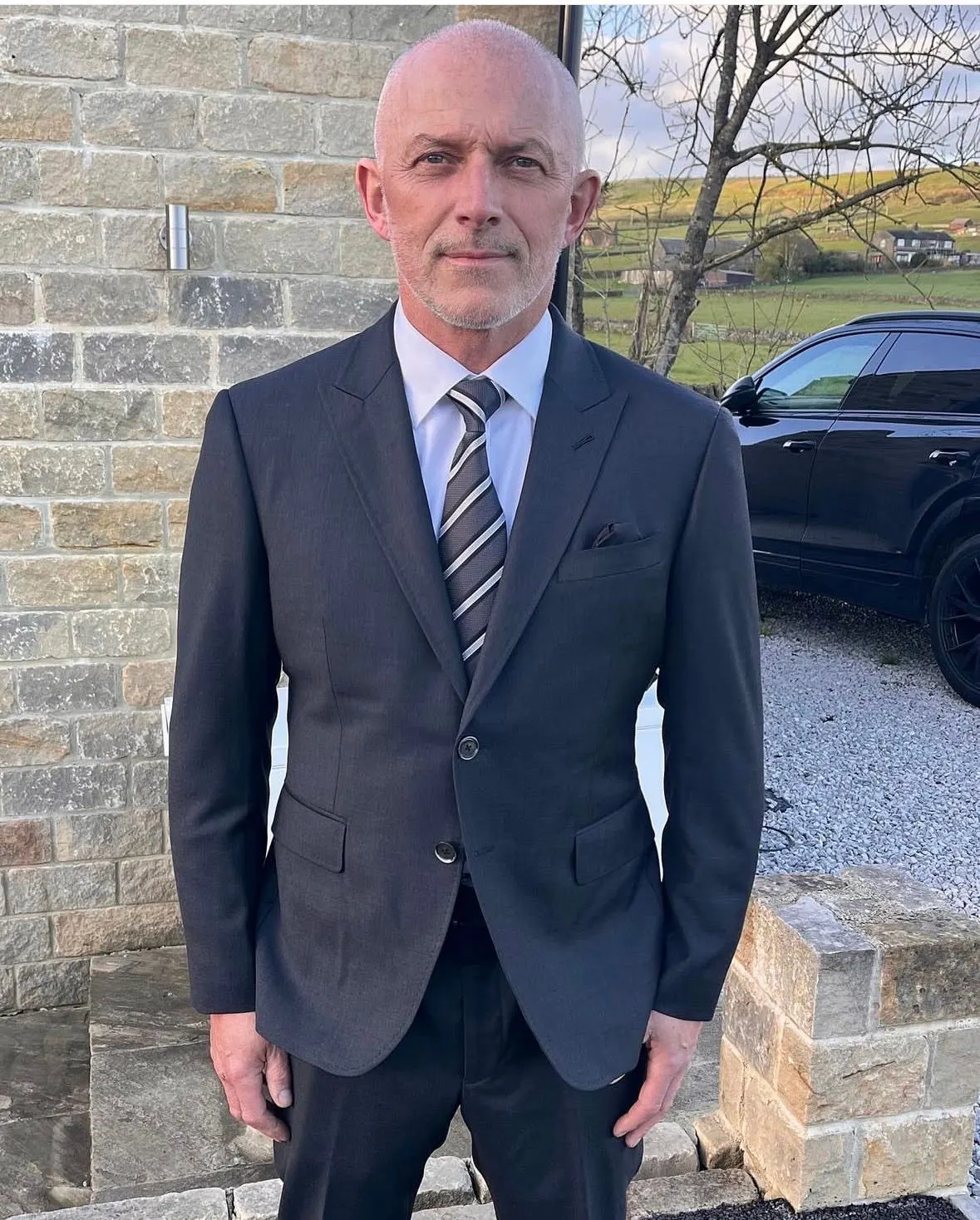 Bespoke suit in Huddersfield Fine Worsteds by DR Bespoke — 18