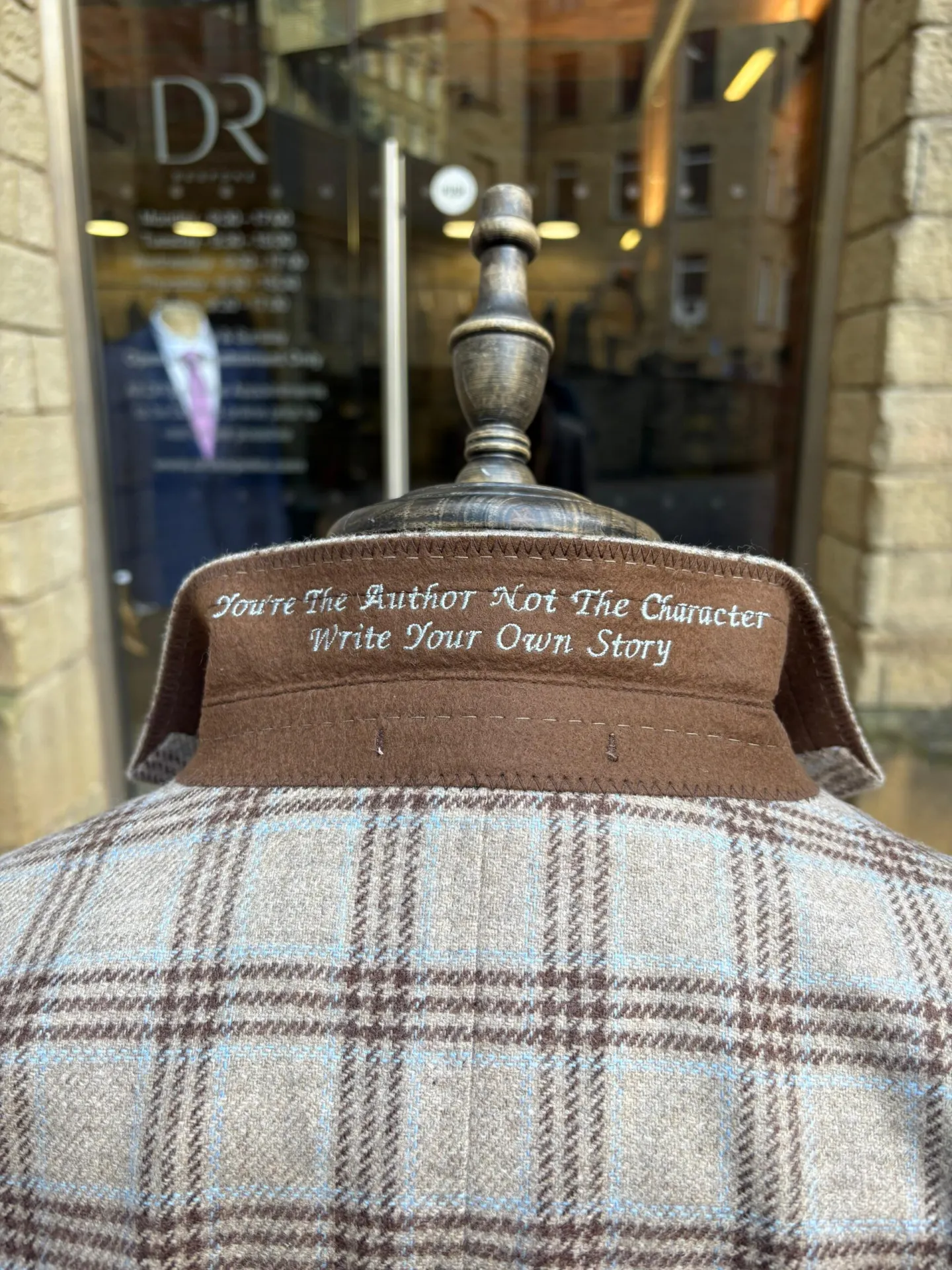 Bespoke commission in English-woven cloth by DR Bespoke — 7